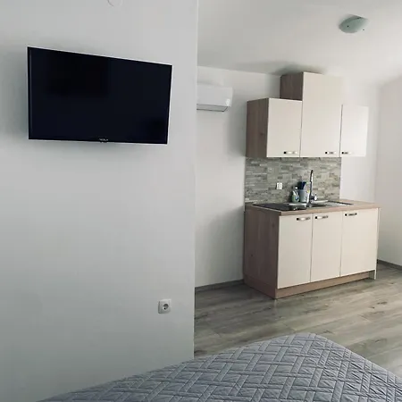 Apartment Mila *