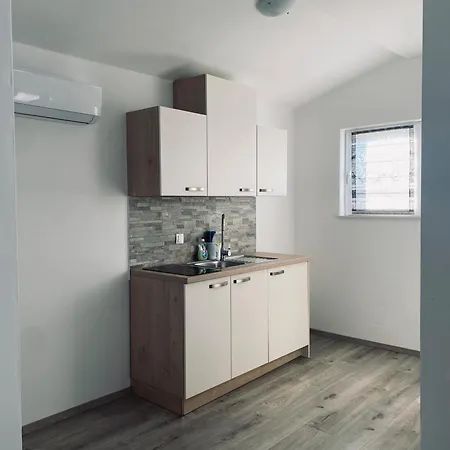 Mila Apartment *