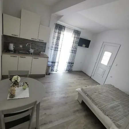 Apartment Mila Starigrad Paklenica