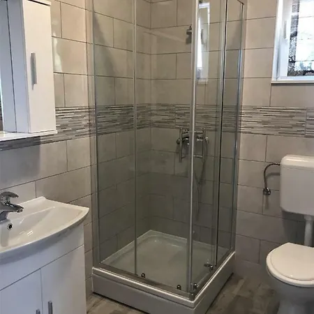 Mila Starigrad Paklenica