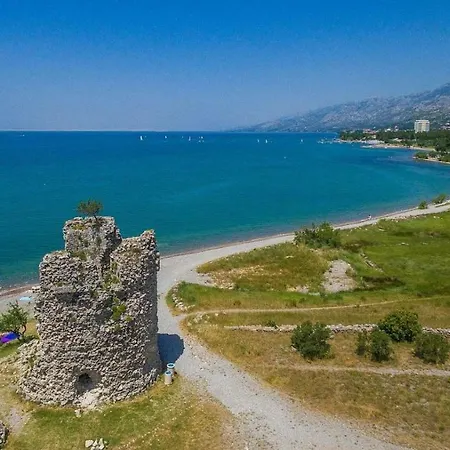 Mila * Starigrad Paklenica